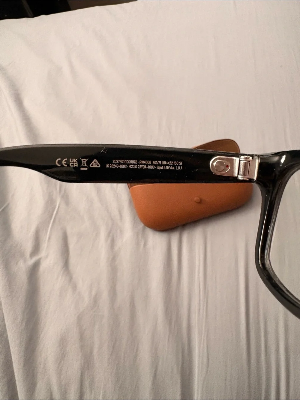 Ray-Ban Black Men's Wayfarer Optical Glasses with Tan Case